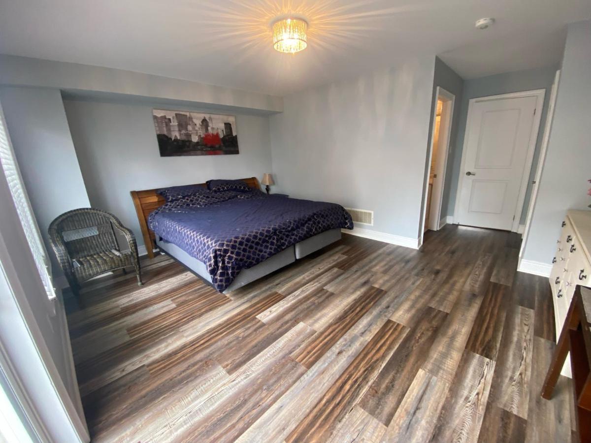 2 Bedroom With 2 Ensuites Unit In Richmond Hill Exterior photo